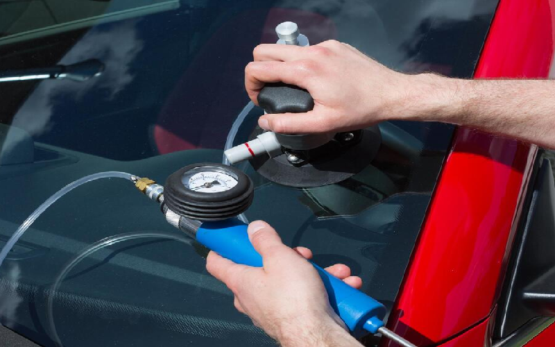 2D CARROSSERIE Carrossier Laval Parebrise 1